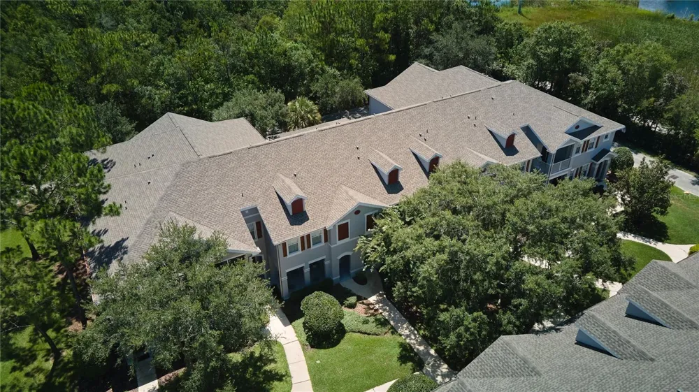 9410 GEORGIAN PARK LANE #105 Tampa, FL 33626