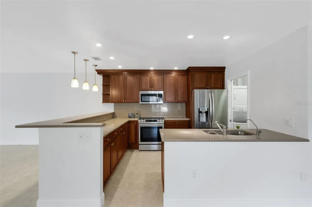 6462 WILD OAK BAY BOULEVARD #244 Bradenton, FL 34210