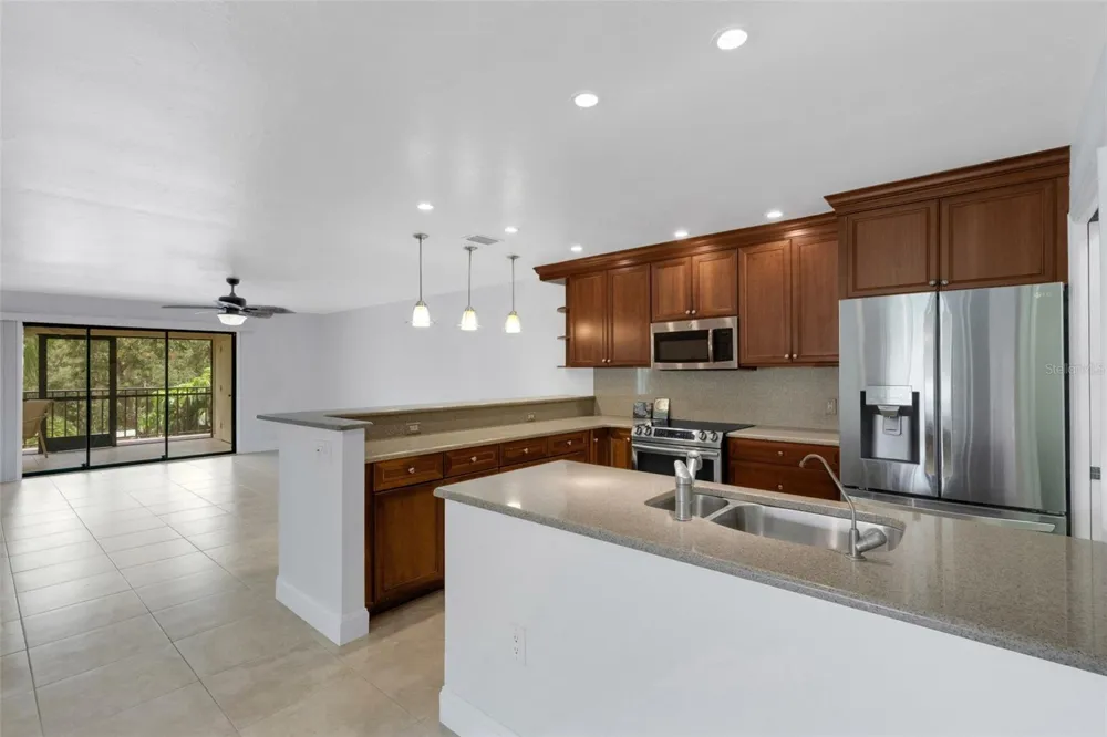 6462 WILD OAK BAY BOULEVARD #244 Bradenton, FL 34210