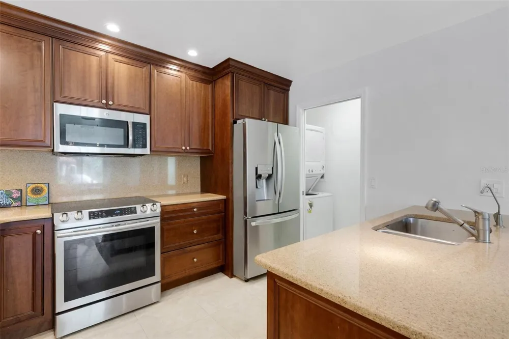 6462 WILD OAK BAY BOULEVARD #244 Bradenton, FL 34210
