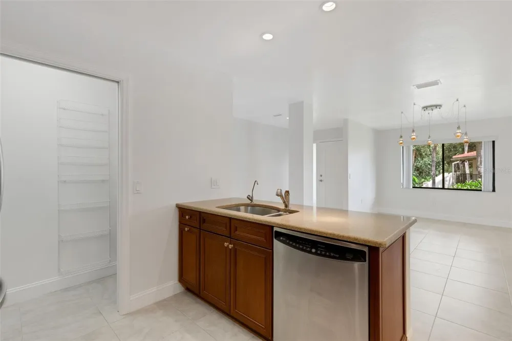 6462 WILD OAK BAY BOULEVARD #244 Bradenton, FL 34210