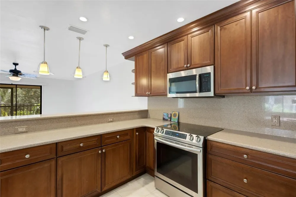 6462 WILD OAK BAY BOULEVARD #244 Bradenton, FL 34210