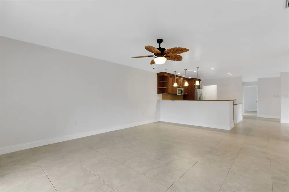 6462 WILD OAK BAY BOULEVARD #244 Bradenton, FL 34210