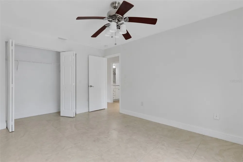 6462 WILD OAK BAY BOULEVARD #244 Bradenton, FL 34210