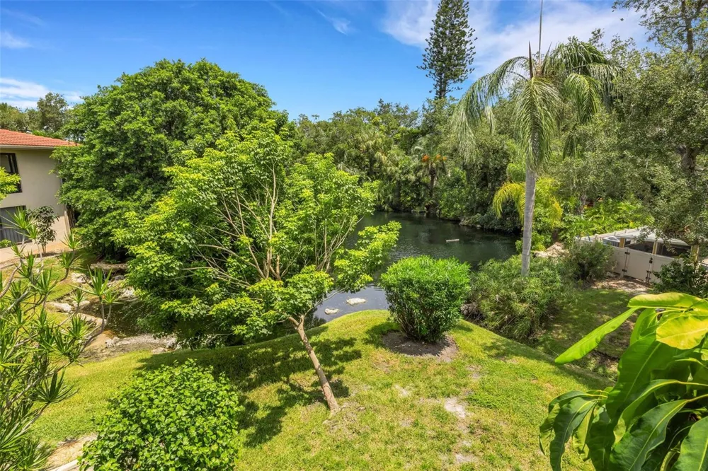 6462 WILD OAK BAY BOULEVARD #244 Bradenton, FL 34210