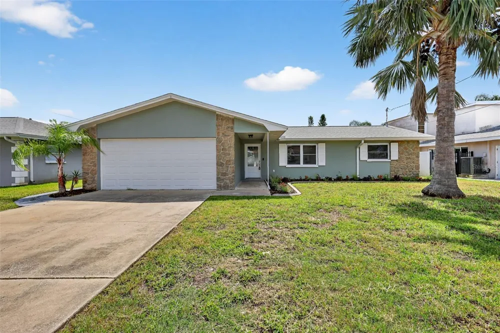 2175 EDYTHE DRIVE Dunedin, FL 34698