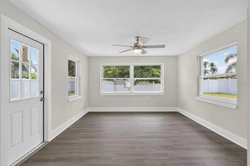 2175 EDYTHE DRIVE Dunedin, FL 34698