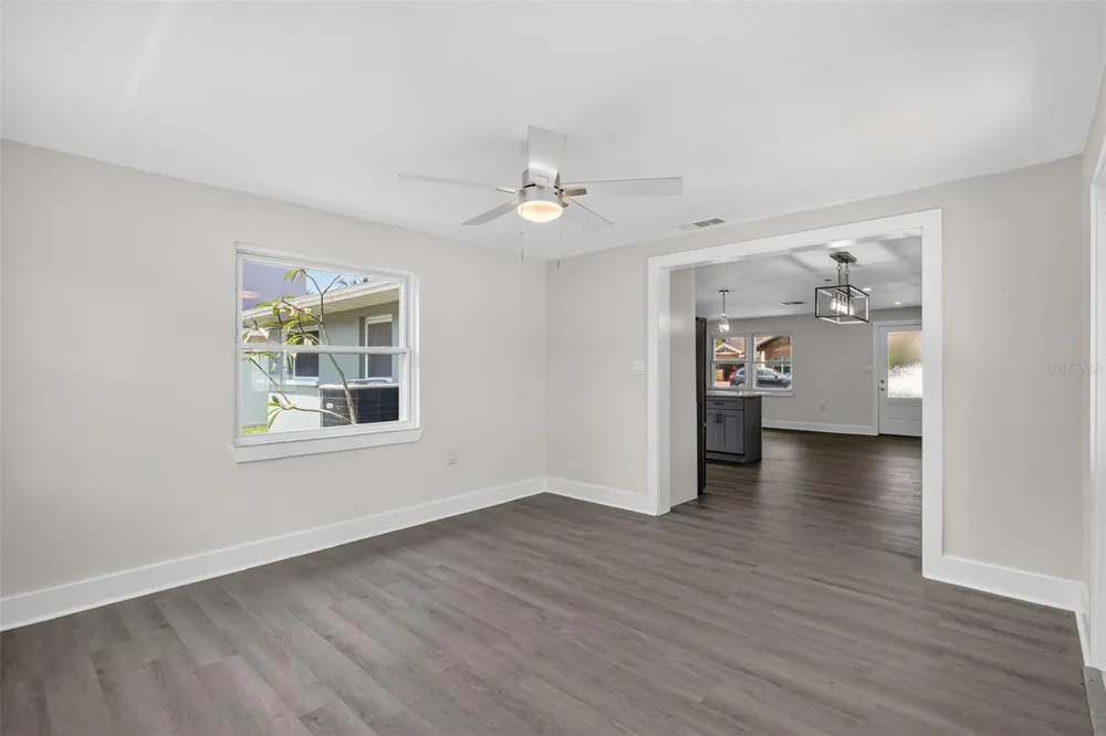 2175 EDYTHE DRIVE Dunedin, FL 34698
