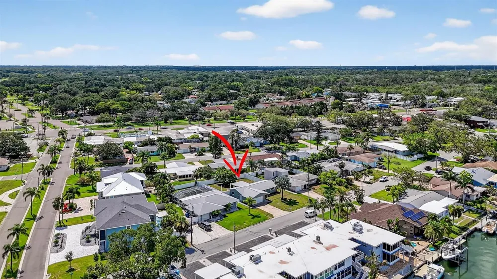 2175 EDYTHE DRIVE Dunedin, FL 34698
