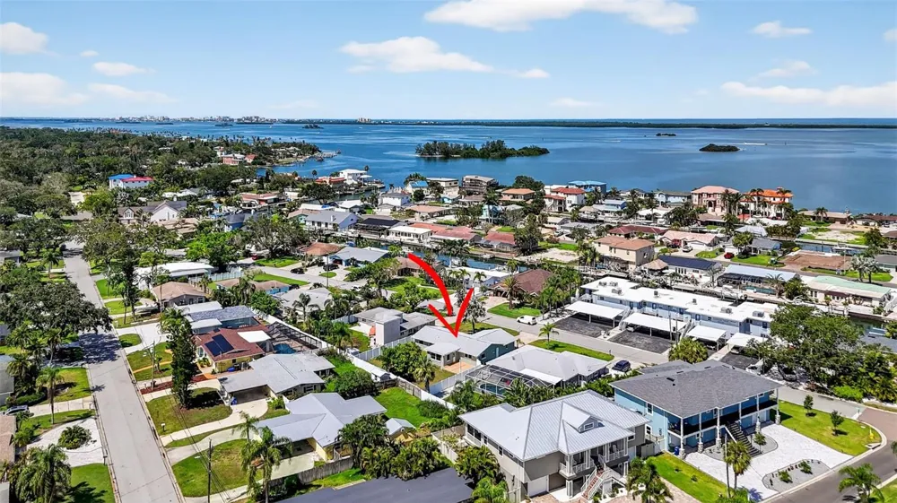 2175 EDYTHE DRIVE Dunedin, FL 34698