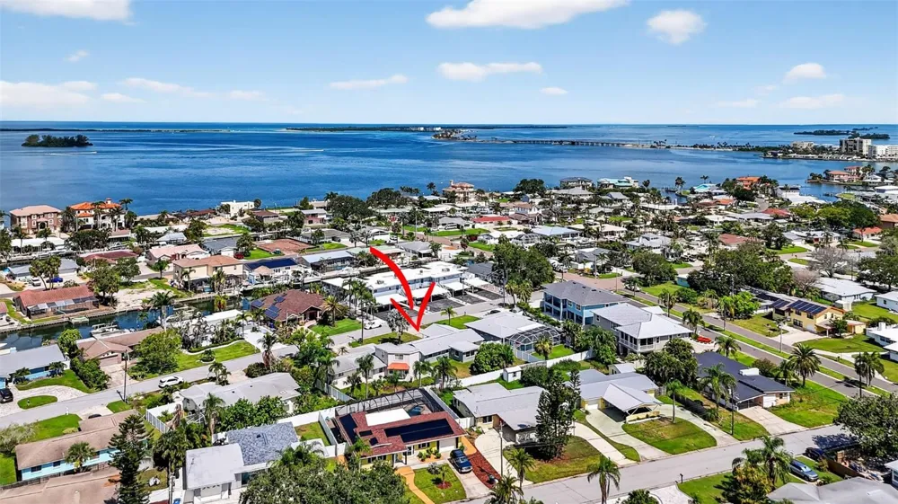 2175 EDYTHE DRIVE Dunedin, FL 34698