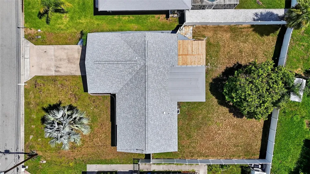 2175 EDYTHE DRIVE Dunedin, FL 34698
