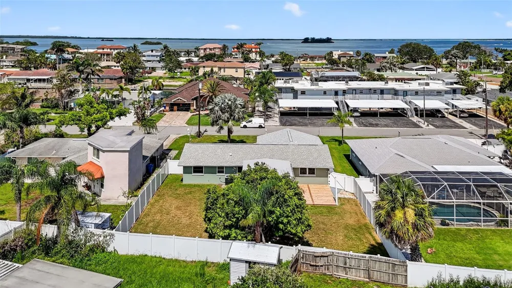 2175 EDYTHE DRIVE Dunedin, FL 34698