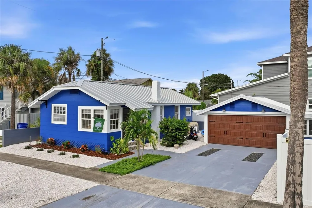 2363 4TH AVENUE St Petersburg, FL 33713