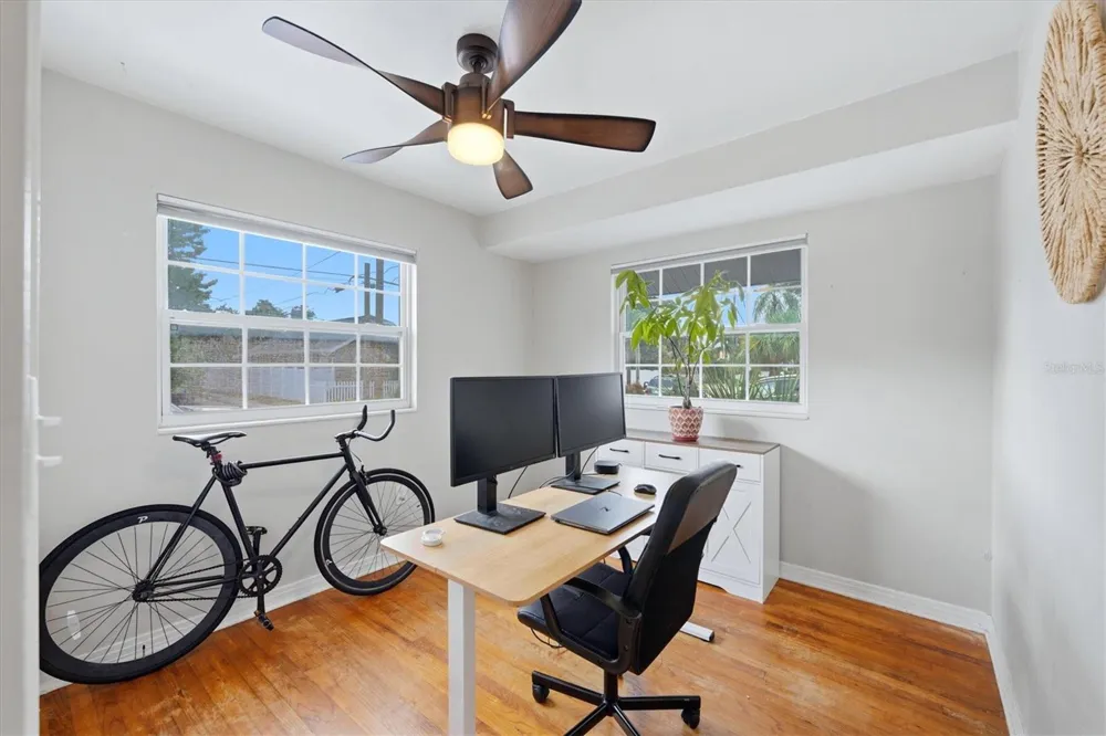 2363 4TH AVENUE St Petersburg, FL 33713