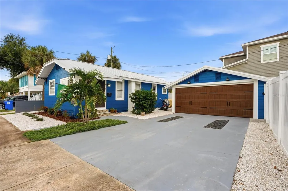 2363 4TH AVENUE St Petersburg, FL 33713
