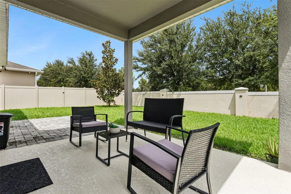 260 WHIRLAWAY DR Davenport, FL 33837
