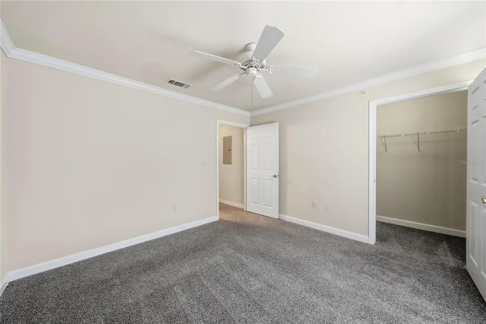 18471 BRIDLE CLUB DRIVE Tampa, FL 33647