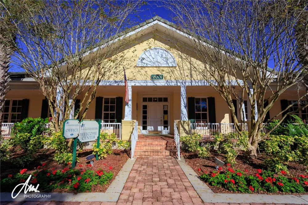 18471 BRIDLE CLUB DRIVE Tampa, FL 33647
