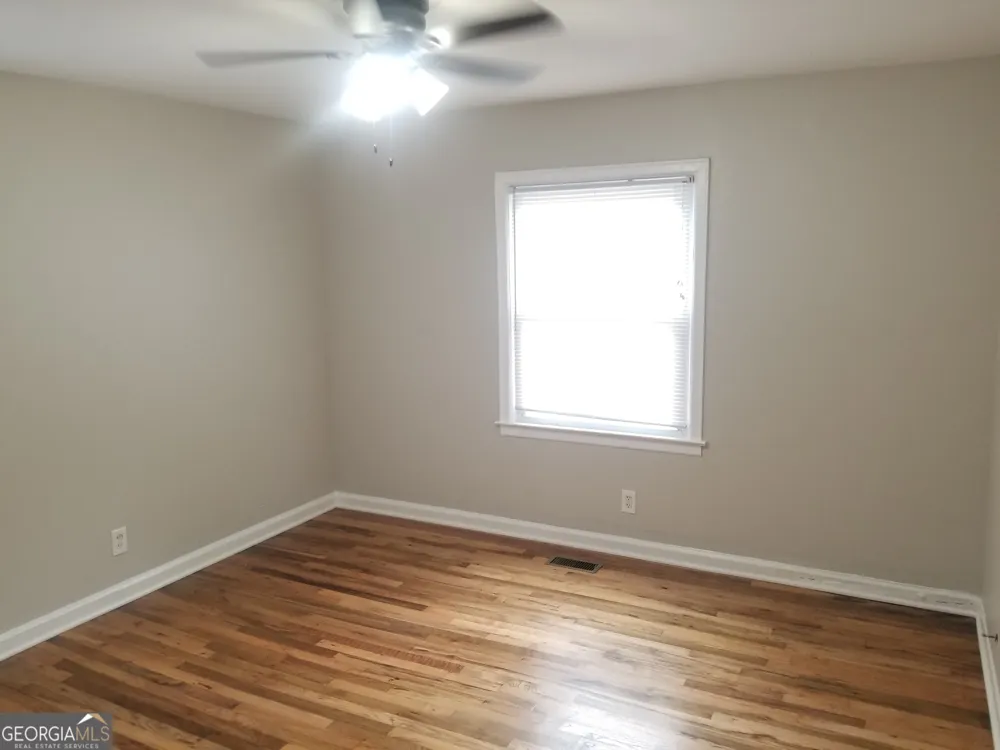 2467 Calvin AVE East Point, GA 30344