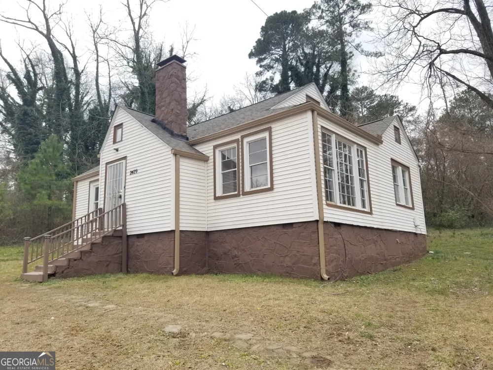 2429 Macon DR SW Atlanta, GA 30315