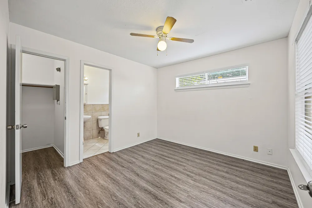 300 Blackson Avenue Austin, TX 78752