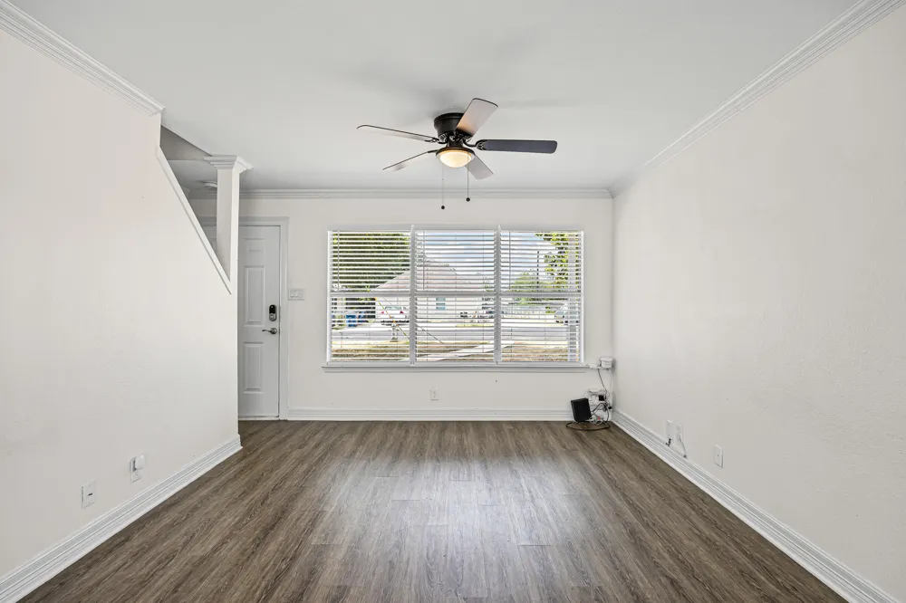 300 Blackson Avenue Austin, TX 78752