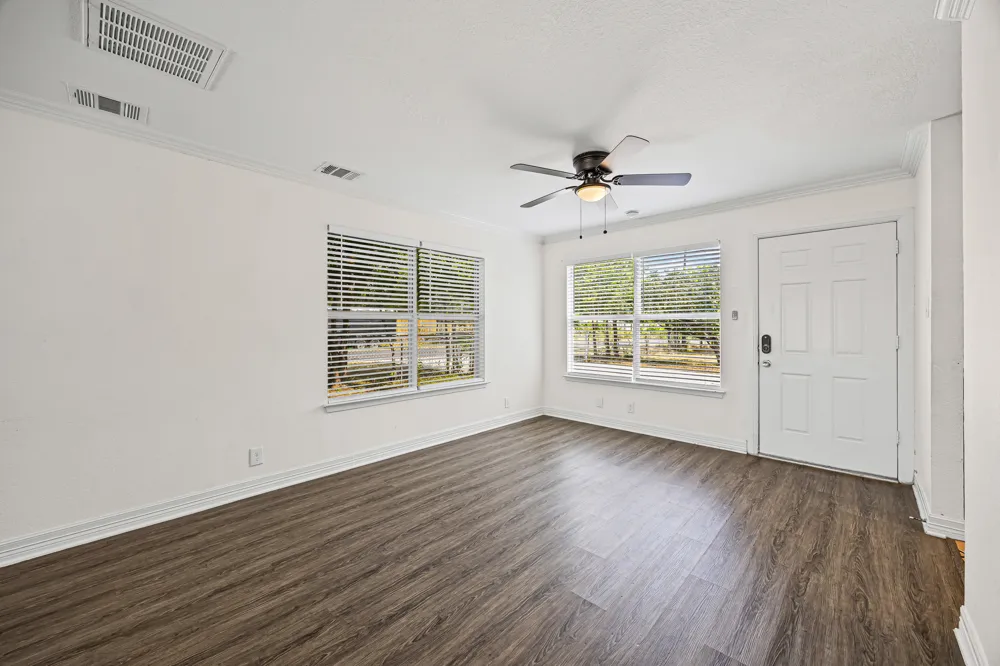 300 Blackson Avenue Austin, TX 78752