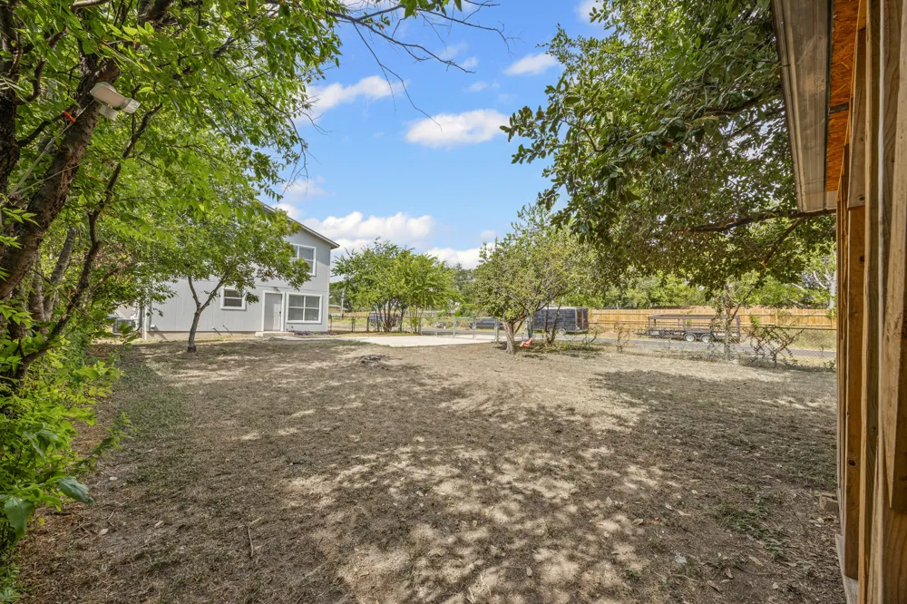 300 Blackson Avenue Austin, TX 78752