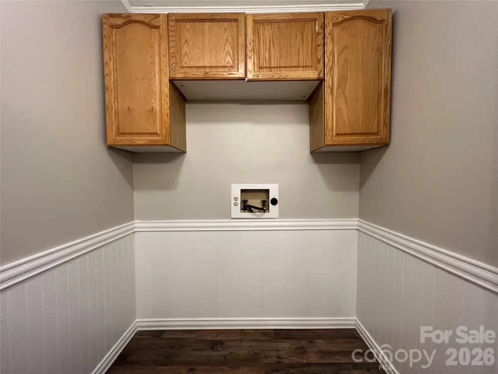142 E Catawba Avenue Mount Holly, NC 28120