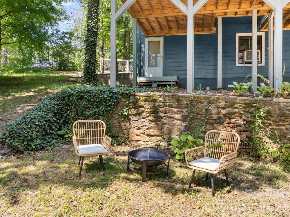 1 Kenilworth Road Asheville, NC 28803