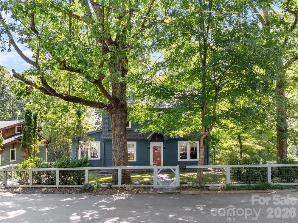 1 Kenilworth Road Asheville, NC 28803