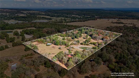 4608 Deer Track Trail