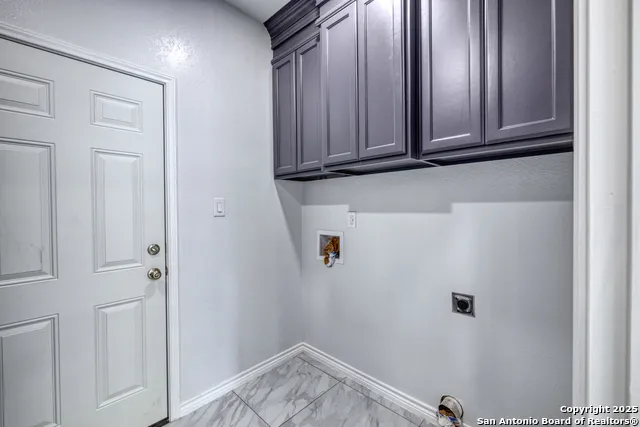 44 SUNDAY CT Uvalde, TX 78801