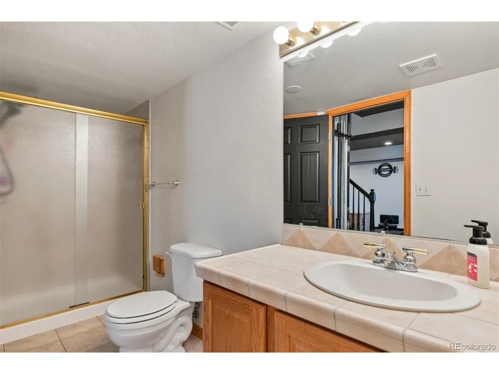 10182 Knoll Circle Littleton, CO 80130