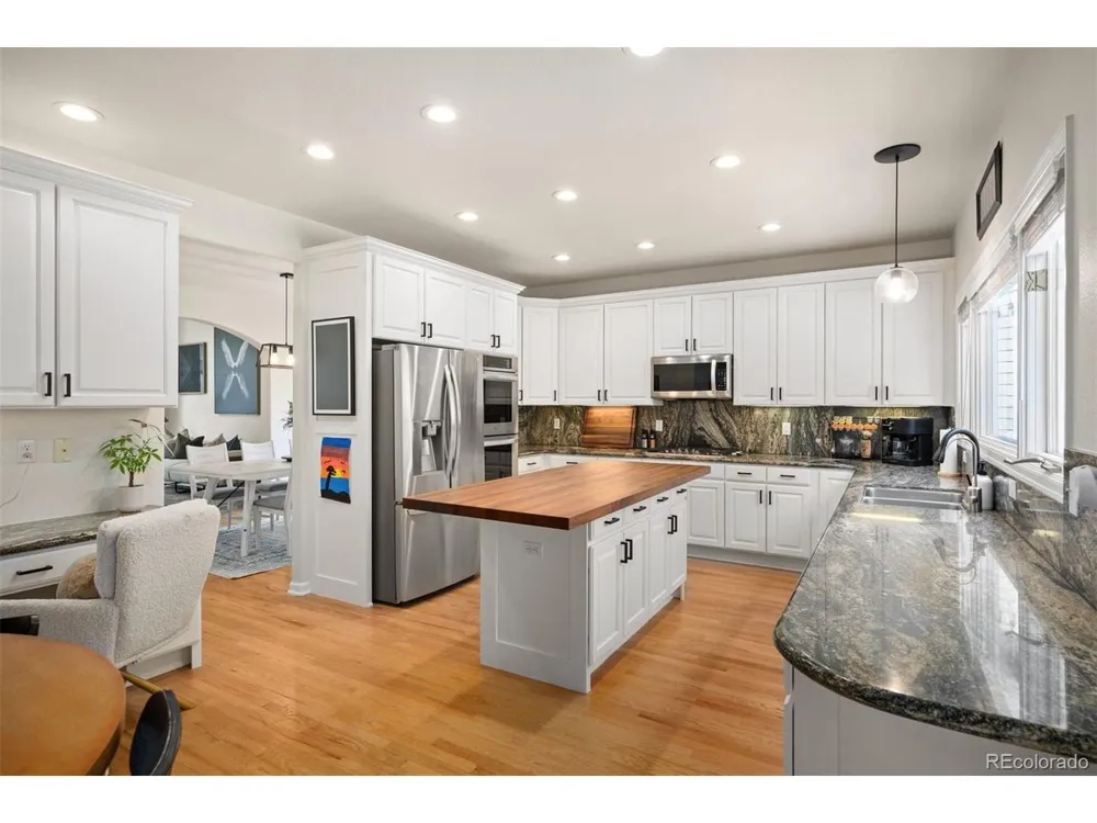 10182 Knoll Circle Littleton, CO 80130