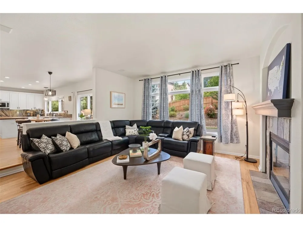 10182 Knoll Circle Littleton, CO 80130