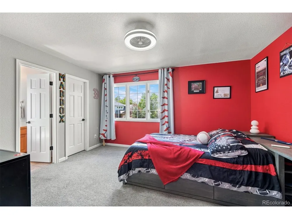 10182 Knoll Circle Littleton, CO 80130