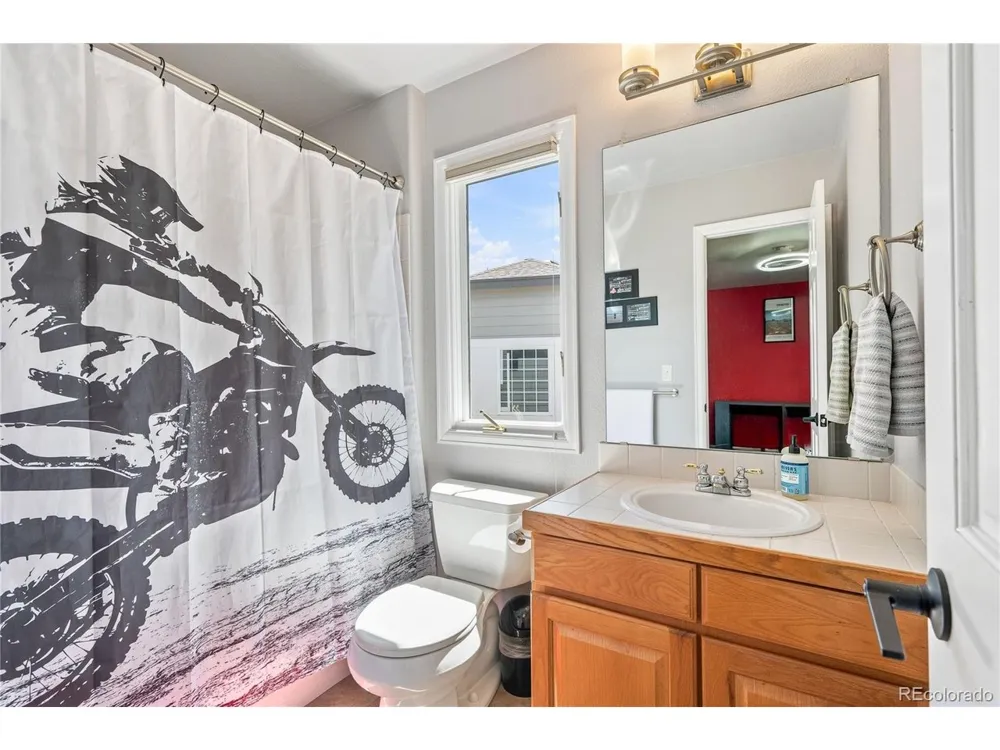 10182 Knoll Circle Littleton, CO 80130