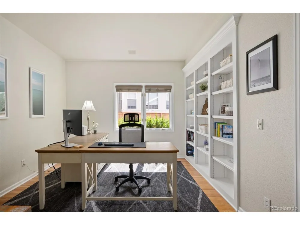 10182 Knoll Circle Littleton, CO 80130