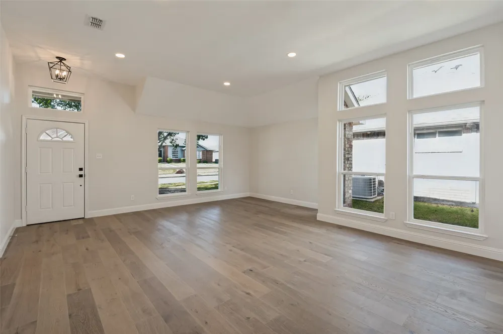 5849 Baker Drive The Colony, TX 75056