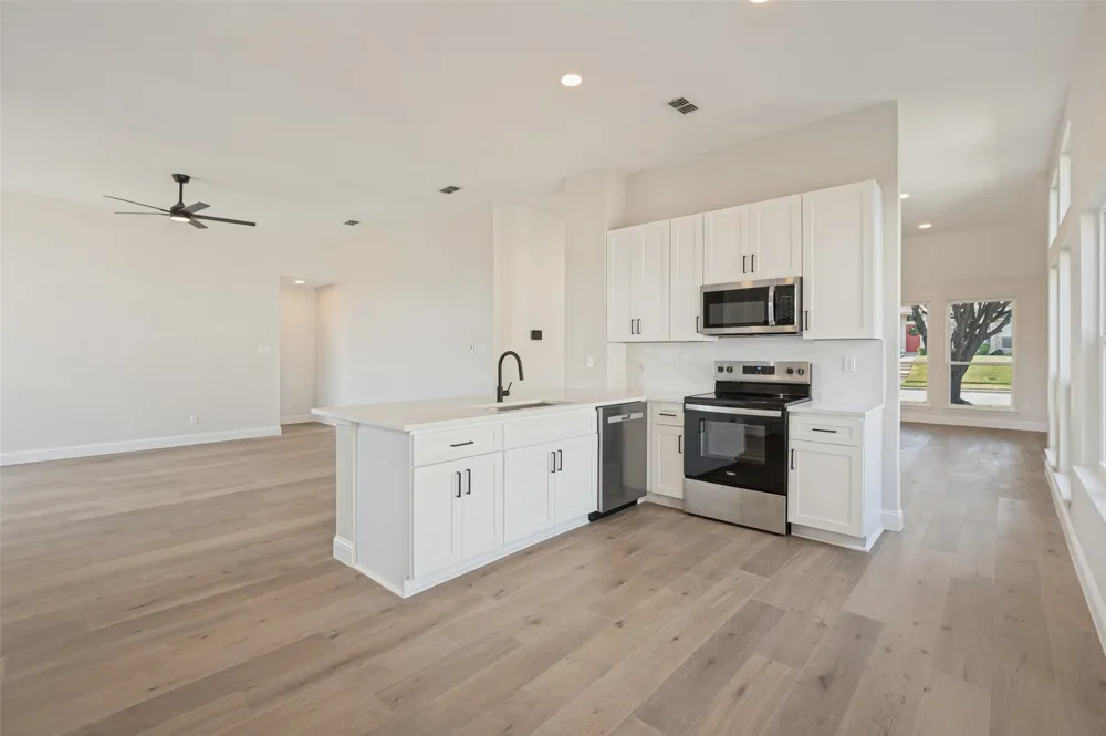 5849 Baker Drive The Colony, TX 75056