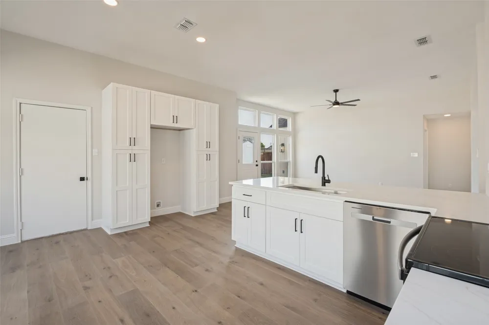 5849 Baker Drive The Colony, TX 75056