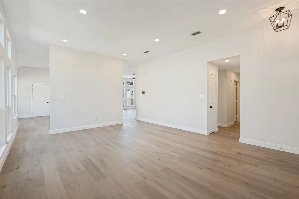 5849 Baker Drive The Colony, TX 75056