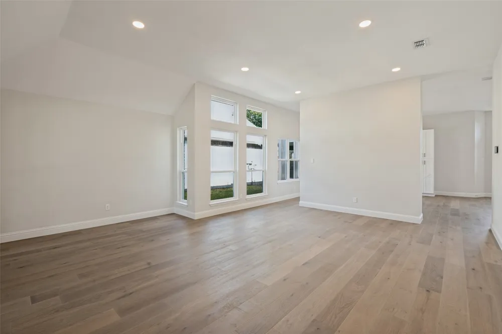 5849 Baker Drive The Colony, TX 75056