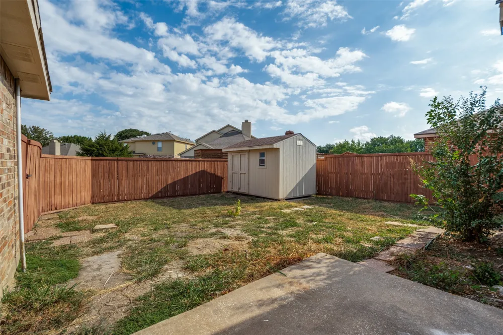 5849 Baker Drive The Colony, TX 75056