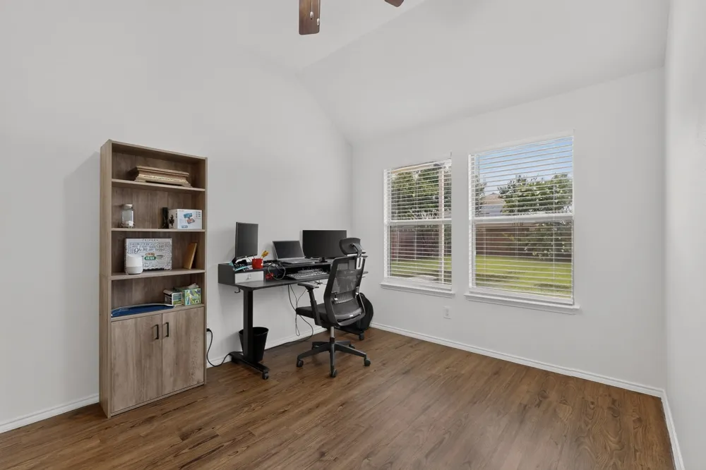 905 Lake Grove Drive Little Elm, TX 75068