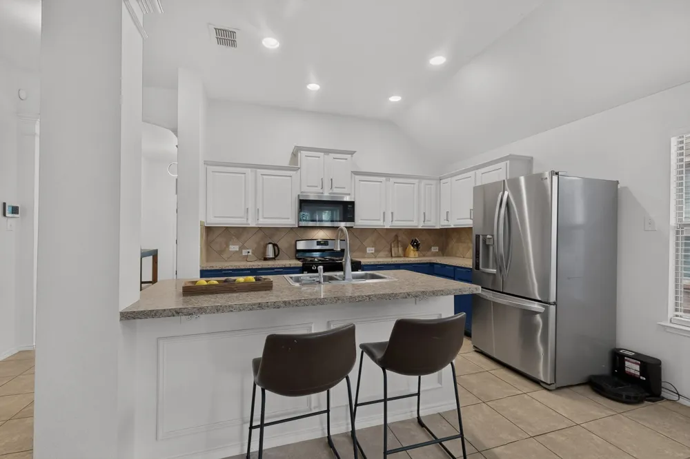 905 Lake Grove Drive Little Elm, TX 75068