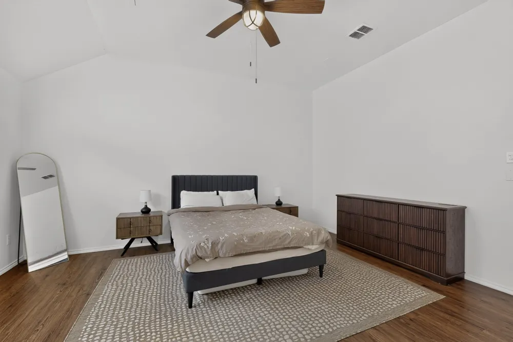 905 Lake Grove Drive Little Elm, TX 75068