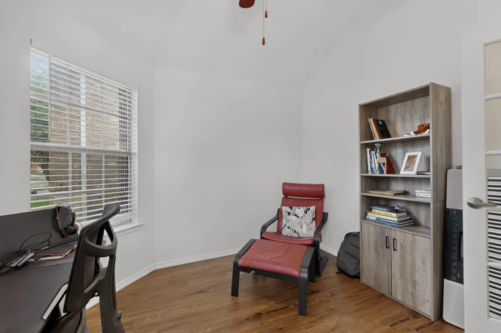 905 Lake Grove Drive Little Elm, TX 75068